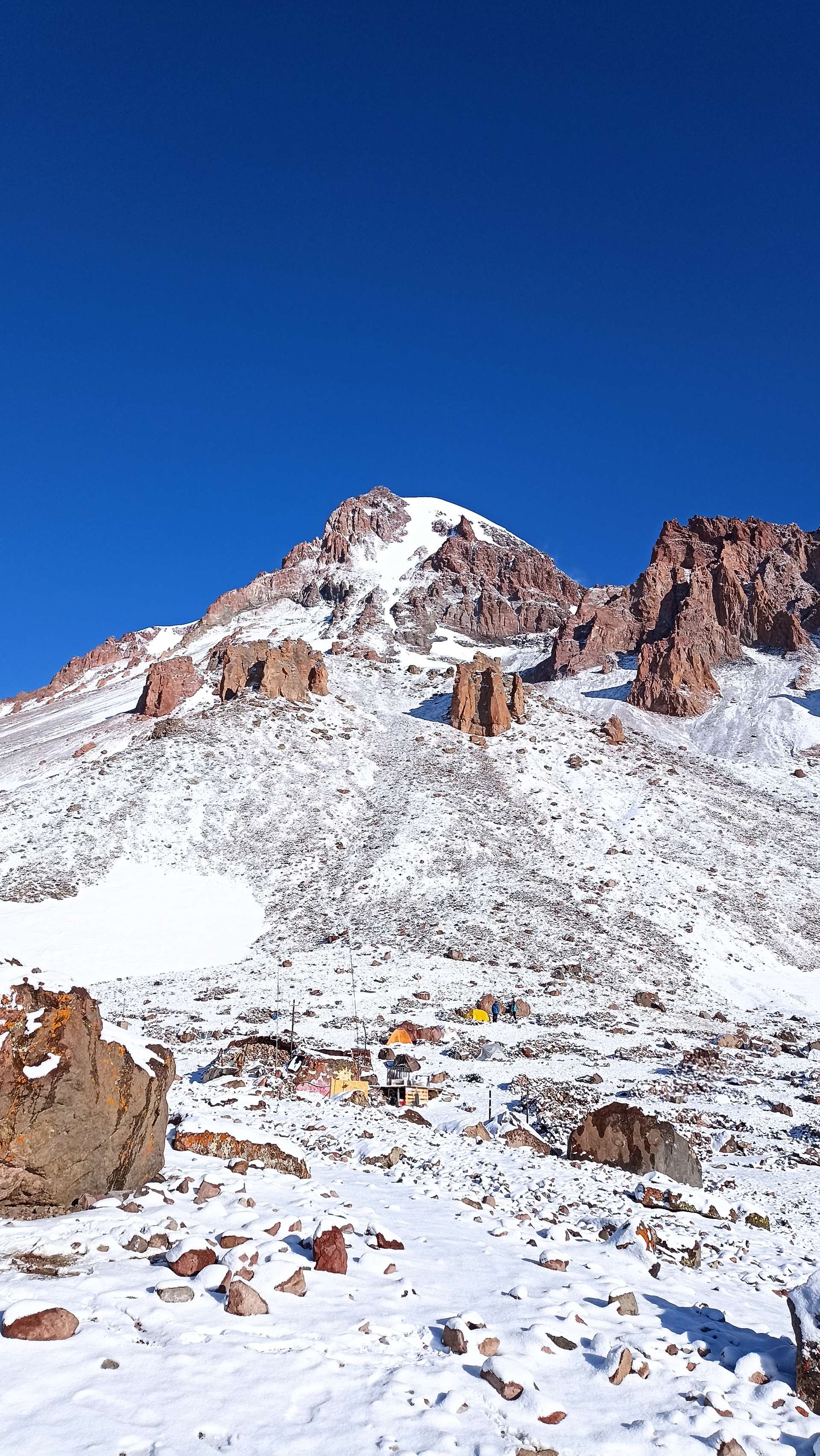 Kazbek, Stacja Meteo